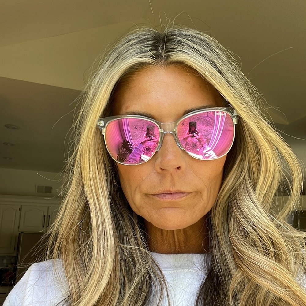 SMITH sunglasses clear with pink cromo pop lens.